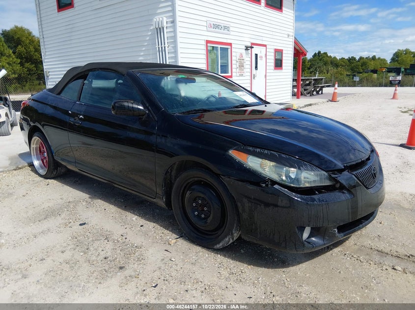 2005 Toyota Camry Solara SE