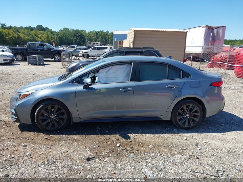 TOYOTA COROLLA - zdjęcie 14