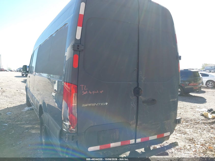 2019 MERCEDES-BENZ SPRINTER 2500 HIGH ROOF V6 · Фото 16