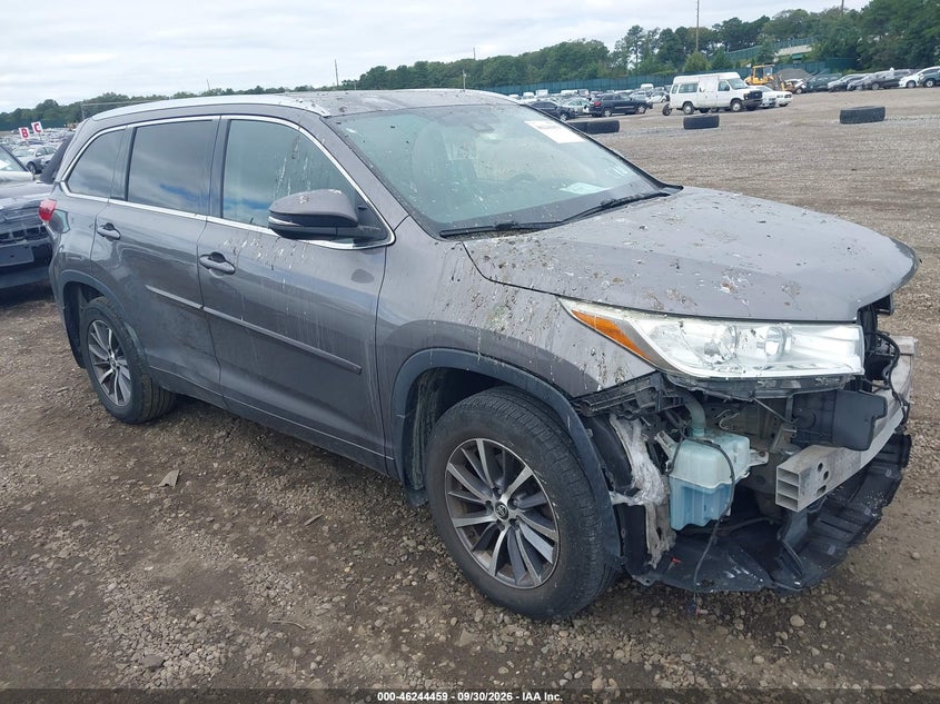 Vin: 5tdjzrfh6hs465533, lot: 46744485, toyota highlander xle 2017 img_1