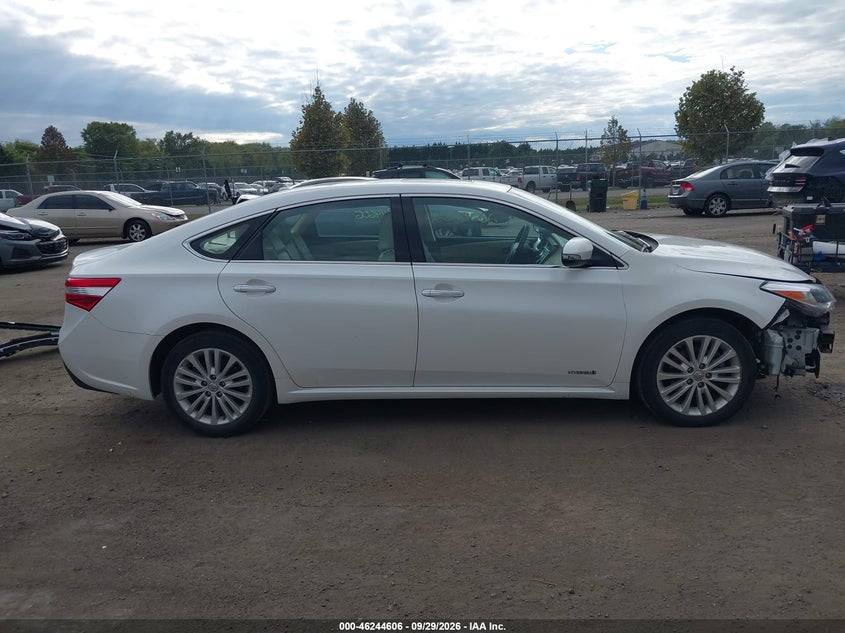 2014 TOYOTA AVALON HYBRID XLE TOURING · Фото 13