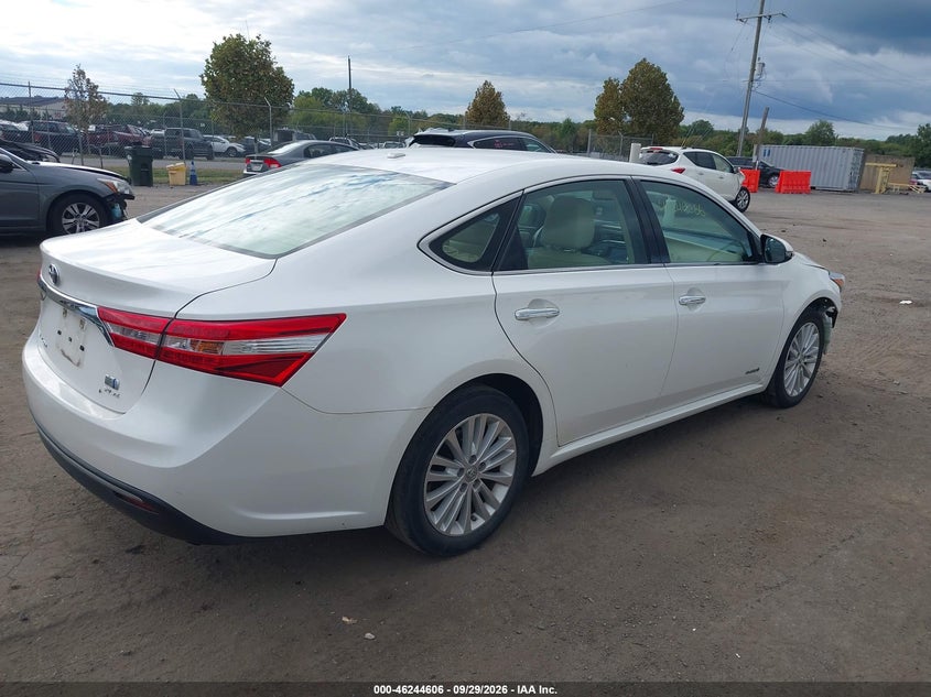 2014 TOYOTA AVALON HYBRID XLE TOURING · Фото 4