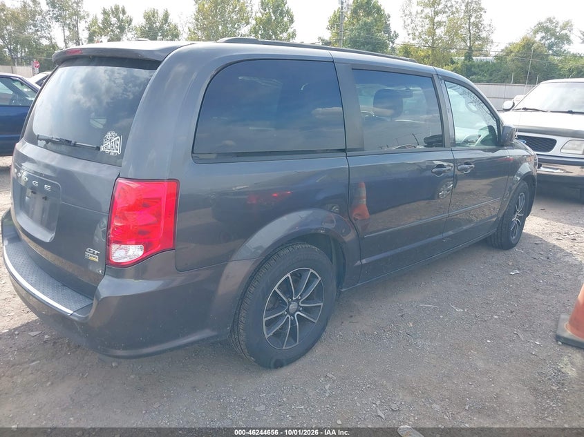 2017 DODGE GRAND CARAVAN GT · Фото 4