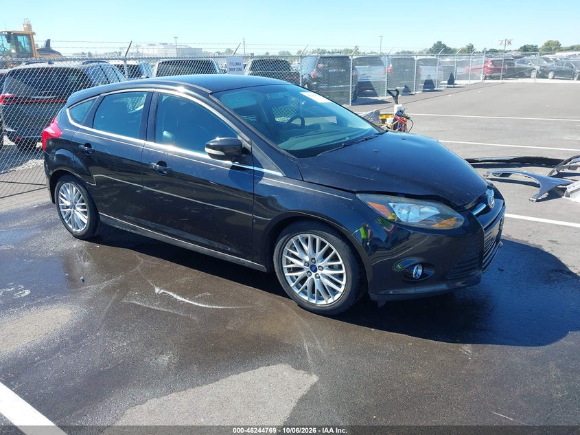 Vin: 1fadp3n22el406737, lot: 46744795, ford focus titanium 2014 img_1