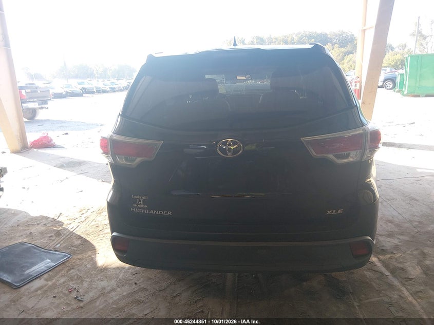 TOYOTA HIGHLANDER - zdjęcie 16