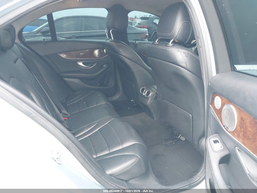 MERCEDES-BENZ C 300 2015 VIN 55SWF4JB4FU043037