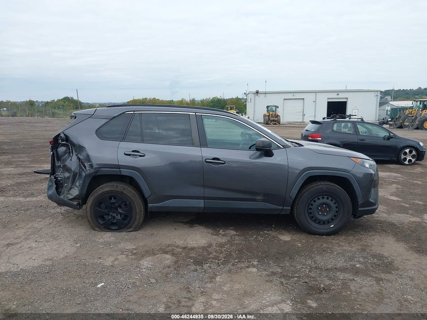TOYOTA RAV4 - zdjęcie 13