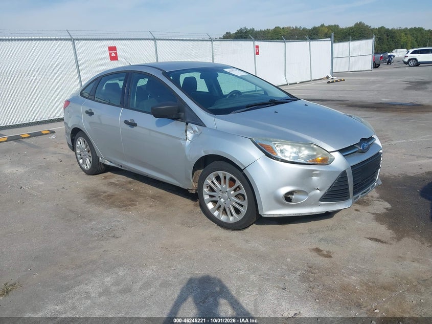 Vin: 1fahp3e26cl249213, lot: 46745247, ford focus s 2012 img_1