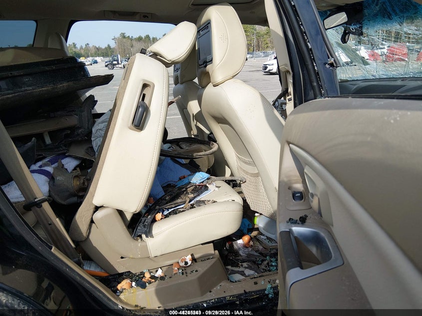 VOLVO XC90 2011 VIN YV4952CZ4B1594536