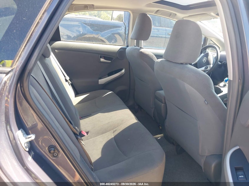 2011 TOYOTA PRIUS auction photo 8