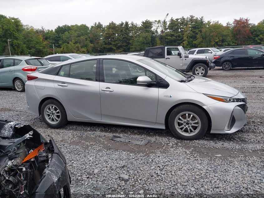 TOYOTA PRIUS PRIME - zdjęcie 13