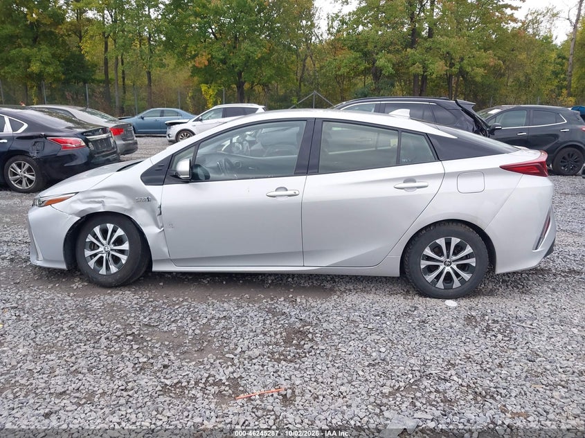 TOYOTA PRIUS PRIME - zdjęcie 14