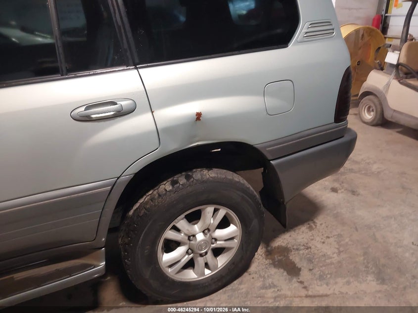 LEXUS LX 470 2004 VIN JTJHT00W443545313