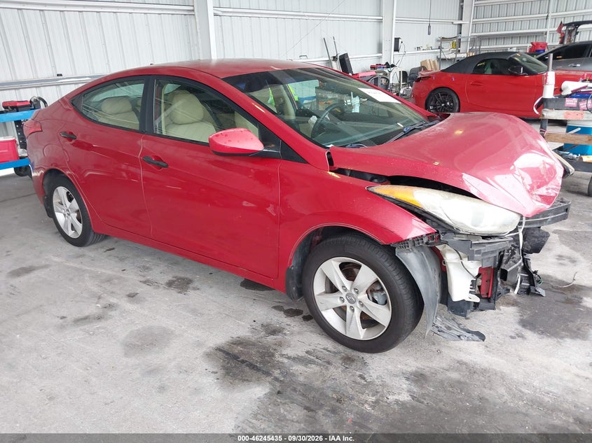 2013 HYUNDAI ELANTRA GLS