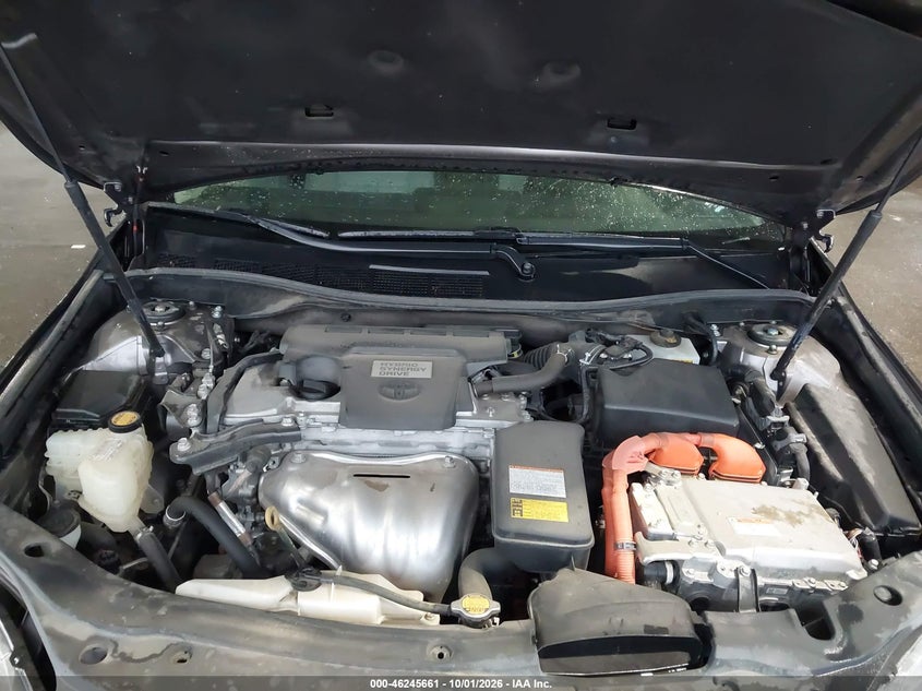 TOYOTA CAMRY HYBRID - zdjęcie 10