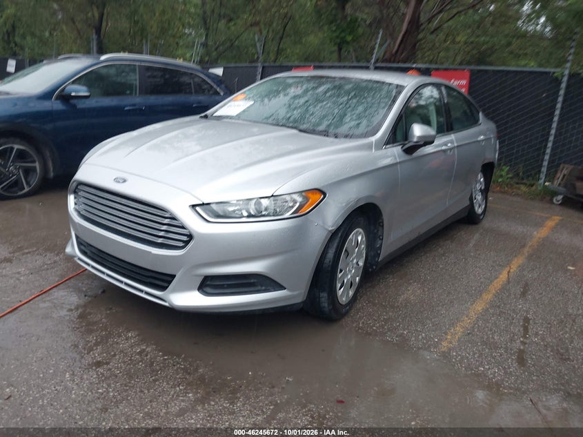 2013 Ford Fusion S, Левый перёд, IAAI, VIN 3FA6P0G70DR205175 — фото 2
