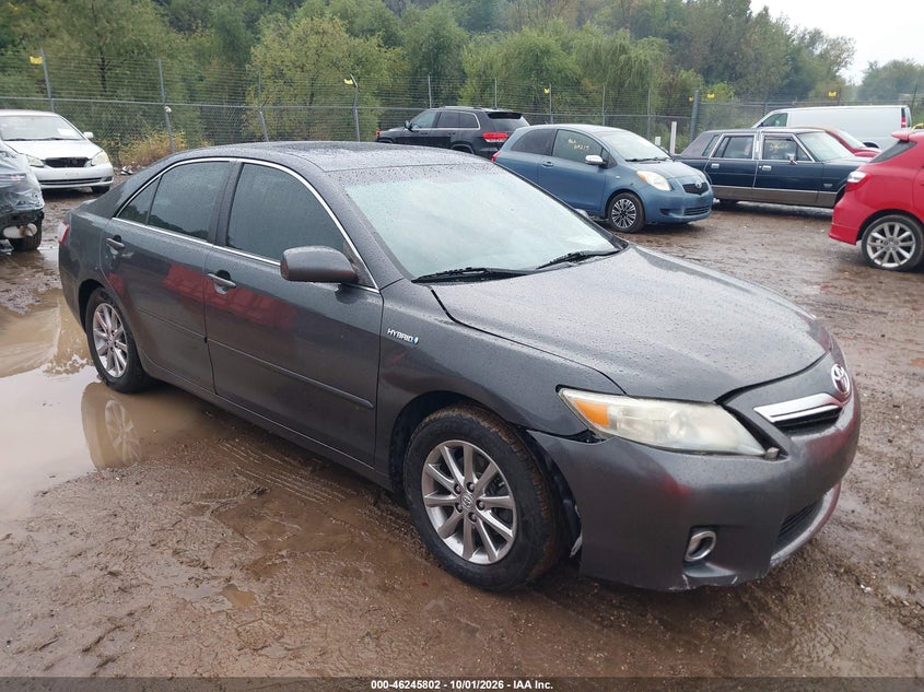 2011 TOYOTA CAMRY HYBRID