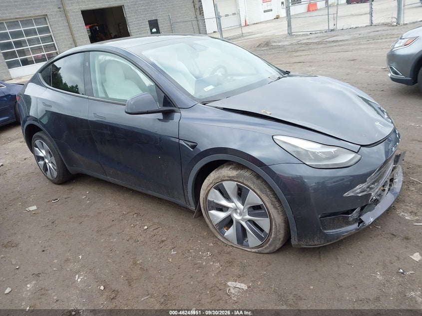 Vin: 7saygdee4ra226017, lot: 46745977, tesla model y long range dual motor all-wheel drive 2024 img_1