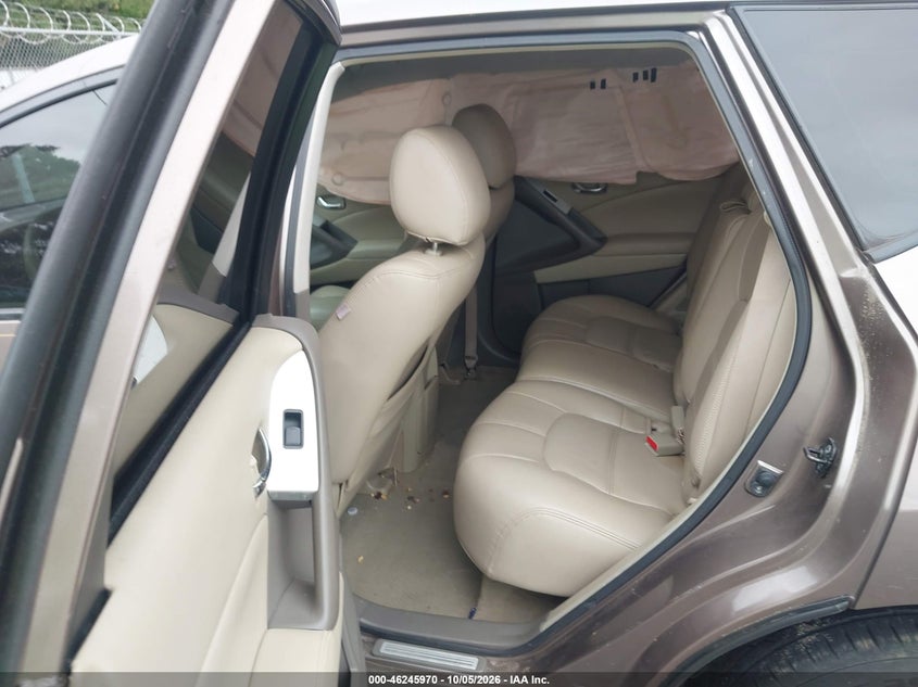 2011 NISSAN MURANO S · Фото 8