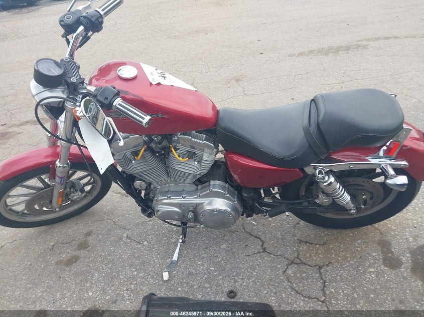 HARLEY-DAVIDSON XL883 2004
