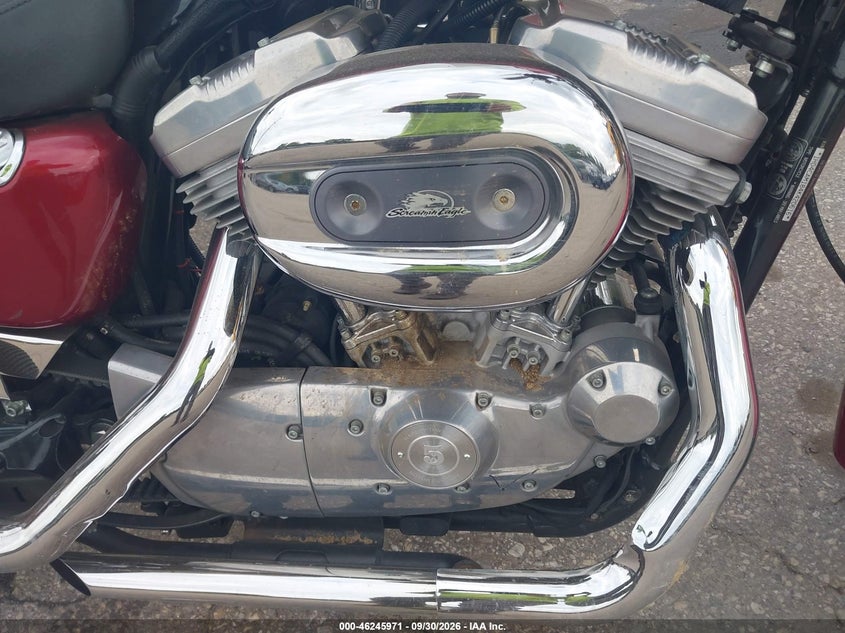 HARLEY-DAVIDSON XL883 2004