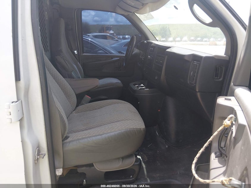 CHEVROLET EXPRESS 3500 2009 VIN 1GCHG35C691135817