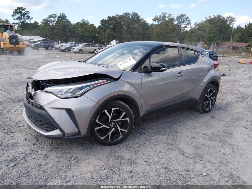 Vin: nmtkhmbx8lr105078, lot: 46746145, toyota c-hr xle 20202