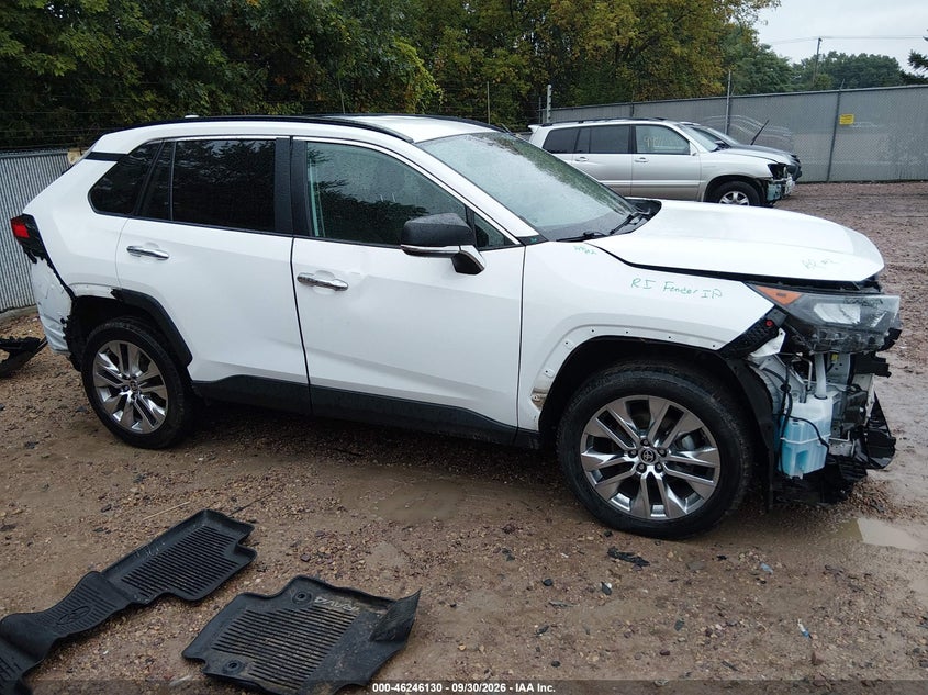 TOYOTA RAV4 - zdjęcie 14