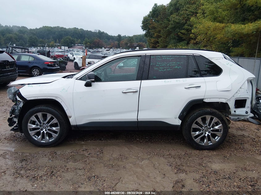 TOYOTA RAV4 - zdjęcie 15