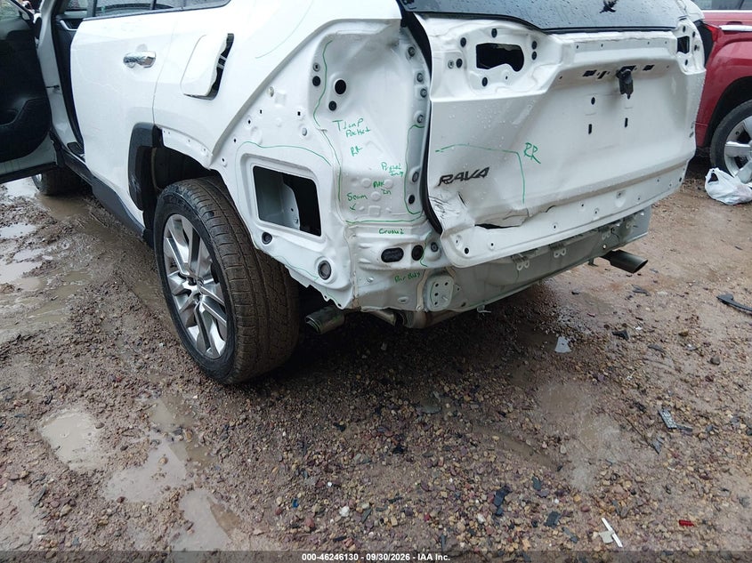TOYOTA RAV4 - zdjęcie 19