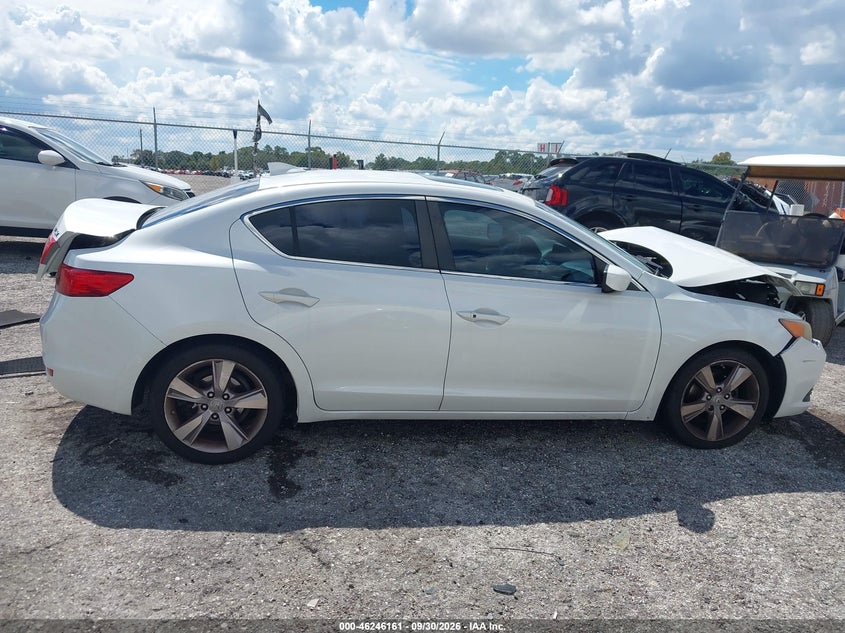 2014 ACURA ILX 2.0L · Фото 13