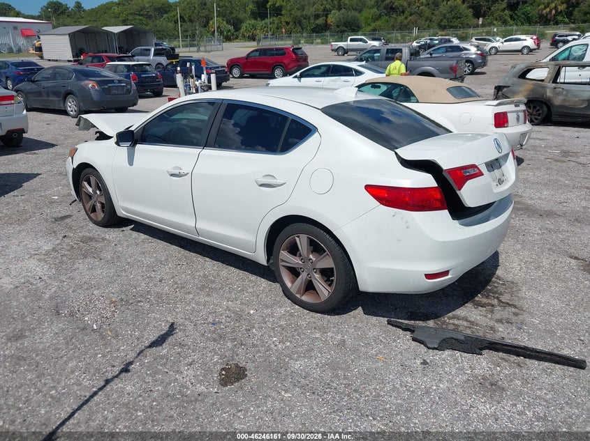 2014 ACURA ILX 2.0L · Фото 3