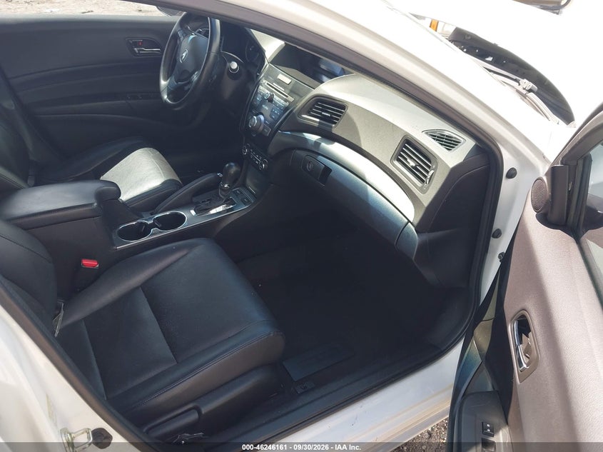 2014 ACURA ILX 2.0L · Фото 5
