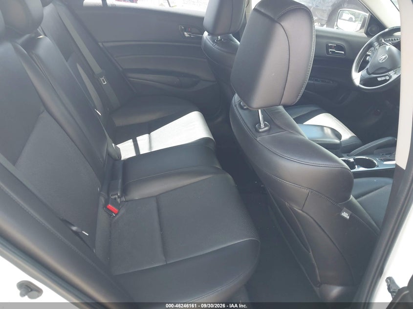 2014 ACURA ILX 2.0L · Фото 8