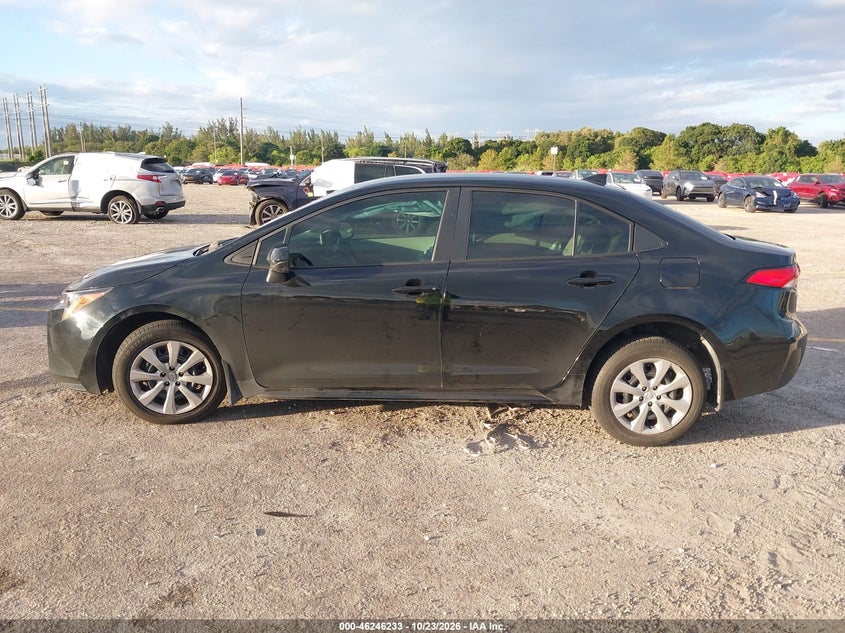 TOYOTA COROLLA - zdjęcie 14