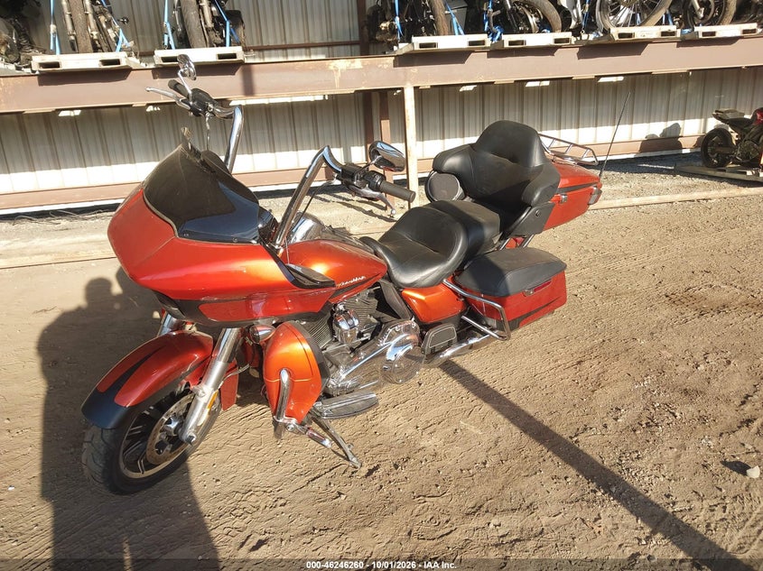 HARLEY-DAVIDSON FLTRU 2019
