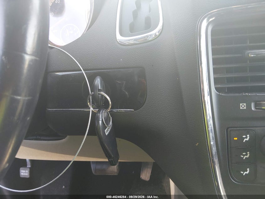 Фото 11 - DODGE GRAND CARAVAN