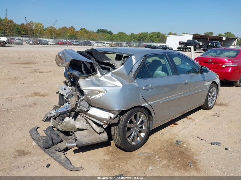 TOYOTA CAMRY - zdjęcie 4