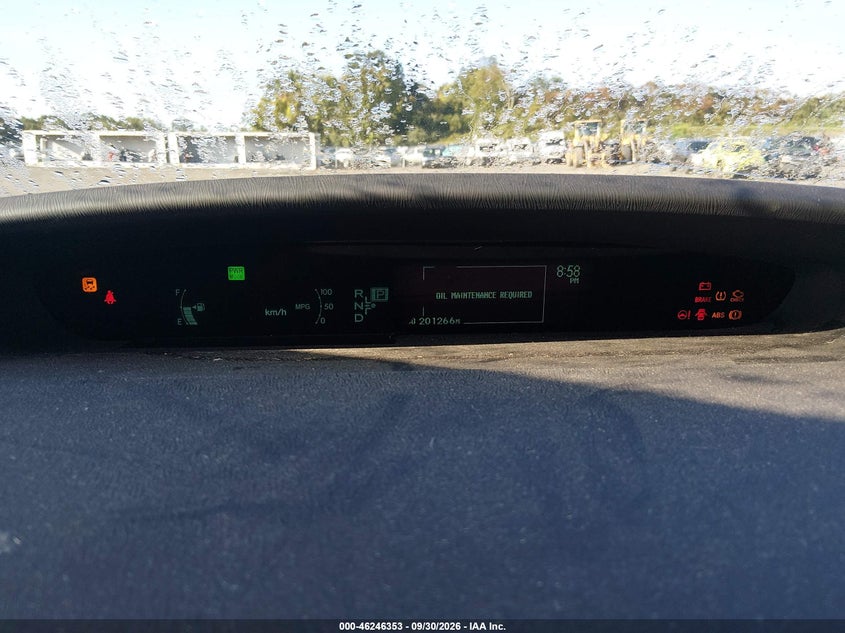2010 TOYOTA PRIUS IV · Фото 7