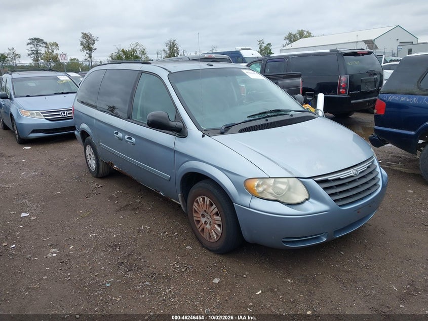 2006 CHRYSLER TOWN & COUNTRY LX