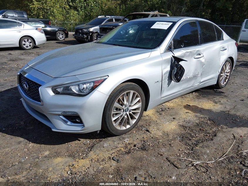 2019 Infiniti Q50 3.0T Luxe, Left Side, IAAI, VIN JN1EV7AP4KM515576 — photo 2