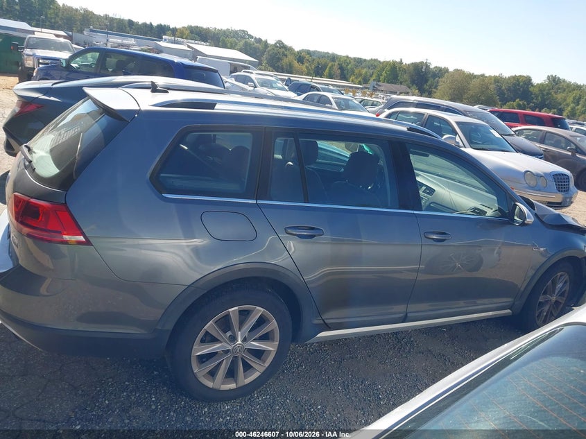 VOLKSWAGEN GOLF ALLTRACK 2017 VIN 3VWH17AU4HM527605