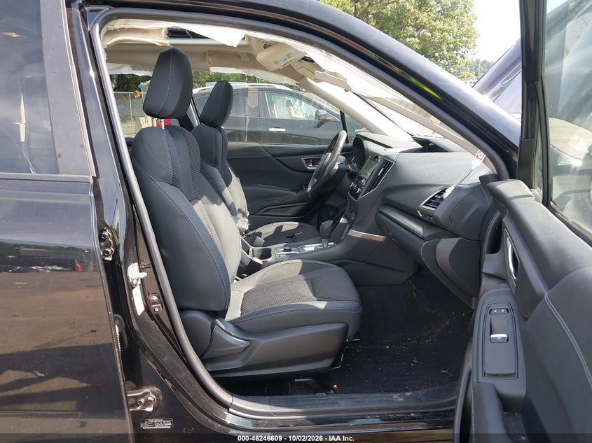 SUBARU FORESTER 2019 VIN JF2SKAECXKH512883
