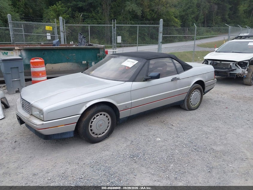 1987 Cadillac Allante, Механика, IAAI, VIN 1G6VR3176HU102886 — фото 2