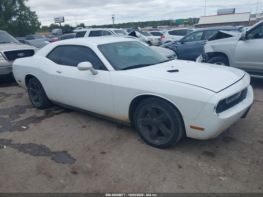 2013 DODGE CHALLENGER SXT