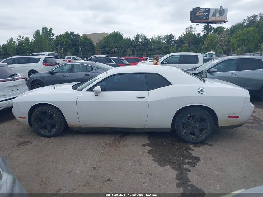 2013 DODGE CHALLENGER SXT · Фото 14