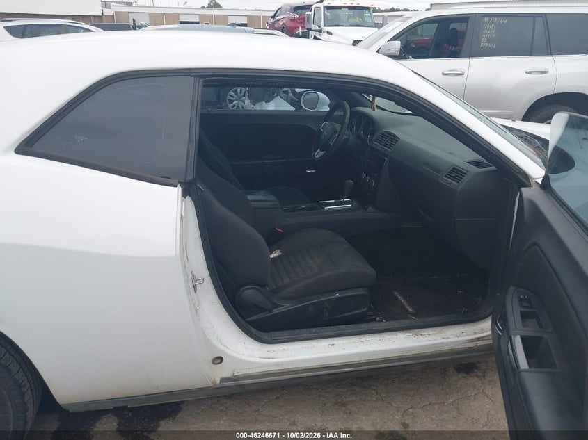 2013 DODGE CHALLENGER SXT · Фото 5