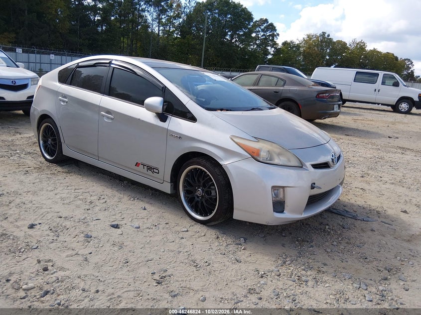 2010 TOYOTA PRIUS III