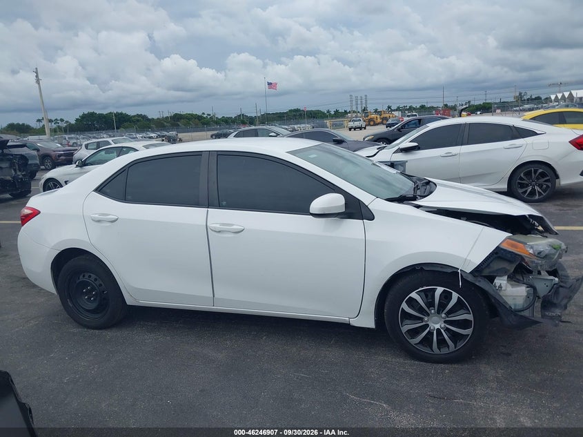 TOYOTA COROLLA - zdjęcie 14