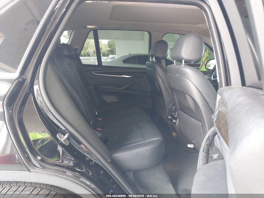 BMW X5 - zdjęcie 8